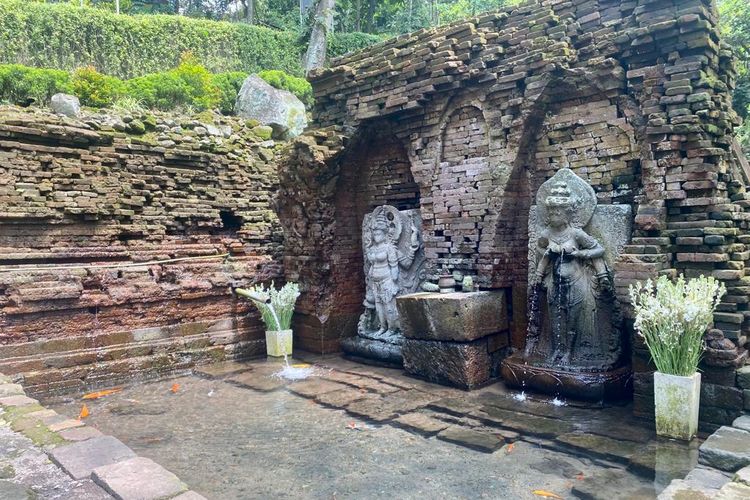 Candi Belahan atau Sumber Tetek peninggalan Raja Airlangga di Pasuruan, Jawa Timur. 