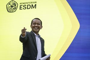 Momen Bahlil Minta Izin Panggil Prabowo “Kakanda” di Munas HIPMI Lampung