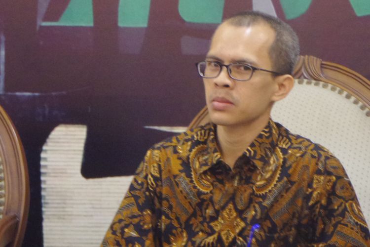 Direktur Eksekutif Indonesia Political Review, Ujang Komarudin di Kompleks Parlemen, Senayan, Jakarta, Selasa (1/8/2017).
