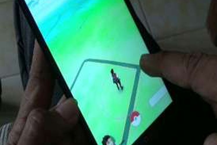 Sekolah-sekolah di Pinrang sulawesi selatan merazia hp milik siswa untuk mencari game online Pokemon.