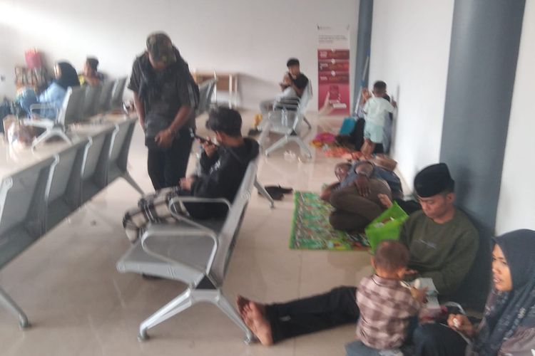 Arus Balik Lebaran, Keberangkatan Bus di Terminal Sumenep Molor Berjam-jam