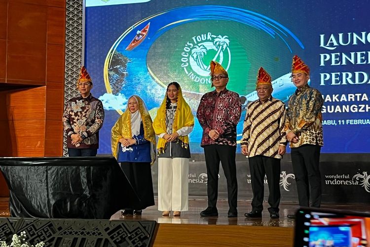 Peresmian rute Jakarta-Palu dan Guangzhou-Kuwut oleh Wakil Menteri Pariwisat Ni Luh Puspa