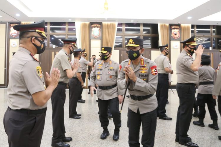 Indonesian National Police Chief General Idham Azis and other senior police officials, Friday (4/12/2020)