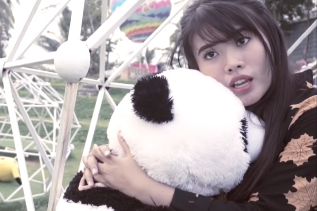 Intan Rohima Lirik dan Chord Lagu Sayang Sing Terakhir - Intan Rahma
