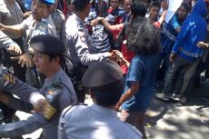 Massa Paksa Masuk Kantor Gubernur, Demo Hari Tani Ricuh