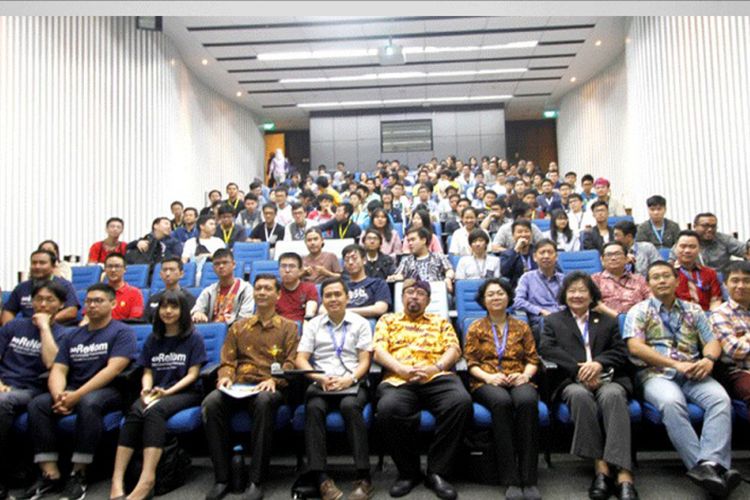 Seminar Know How to Work as Data Scientist? dari GRID Japan dan PT. Renom Infrastruktur Indonesia.