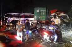 Tabrakan Maut Bus Vs 2 Truk di Pantura Pati, 6 Orang Tewas