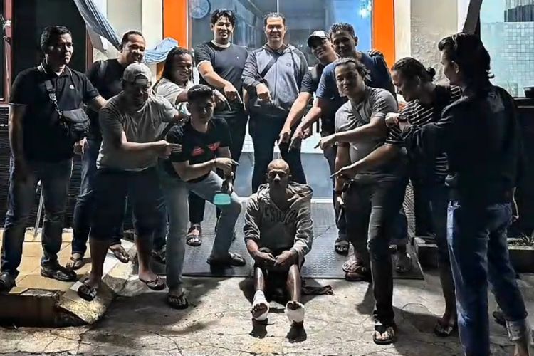 Buser Polsek Senapelan Pekanbaru Ditusuk Saat Tangkap Pencuri, Pelaku Ditembak Polisi