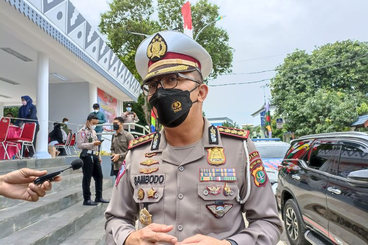 Dirlantas Polda Metro Jaya Kombes Sambodo Purnomo Yogo saat ditemui wartawan di Alun-Alun M.Hasibuan Kota Bekasi, Rabu (23/2/2022).(KOMPAS.com/ Joy Andre T)