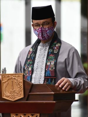 Gubernur DKI Jakarta Anies Baswedan meresmikan Masjid Amir Hamzah Taman Ismail Marzuki, Jakarta Pusat, Jumat (3/7/2020)