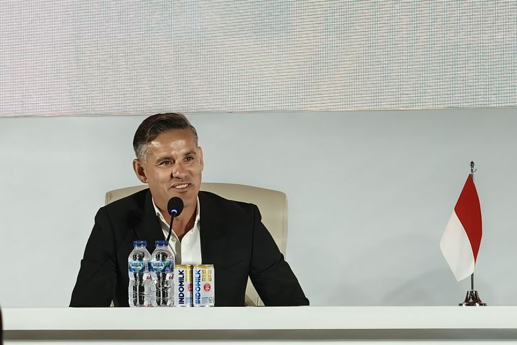 John Herdman secara resmi diperkenalkan sebagai pelatih Timnas Indonesia pada Selasa (13/1/2026) di Hotel Mulia, Jakarta.