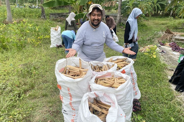 Cerita Rivan, Alumnus LPDP Jadi Pengepul Hasil Panen Petani Aceh dengan Harga Lebih Adil