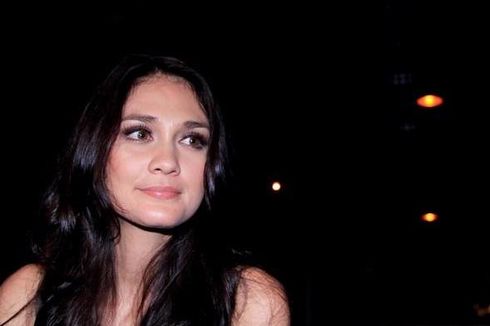 Luna Maya Dinasihati Olga Syahputra