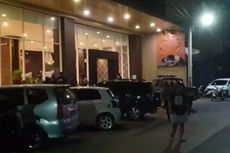 Puluhan Warga Makassar Datangi Hotel, Paksa Keluarganya yang Dikarantina Dipulangkan