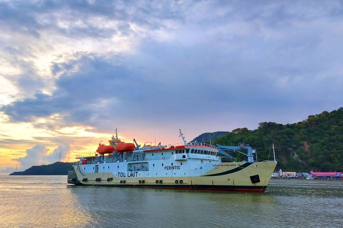 Kuota mudik bagi penumpang kapal tujuan Pelabuhan Samudera Batulicin-Tanjung Perak Surabaya masih tersedia hingga 50 persen