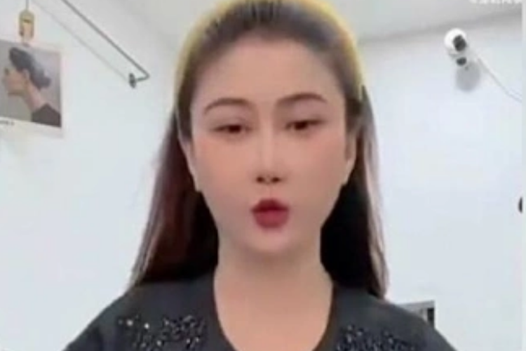 Disebut Hanya Tidur 4 Jam Sehari, Influencer Wang Yefei Meninggal Saat Live Streaming