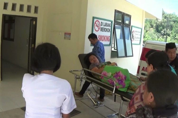 Perawat mogok kerja, pasien RSUD Kondosapata mengeluhkan pelayanan rumah sakit.