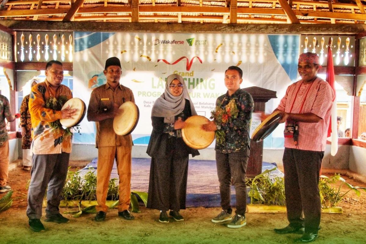 Dompet Dhuafa menghadirkan dan meresmikan Sumur Wakaf di Desa Buano Selatan dan Desa Buano Utara, Kecamatan Huamual Belakang, Kabupaten Seram Bagian Barat, Maluku, pekan lalu.
