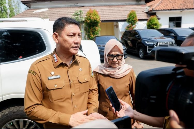 Pegawai Ngopi hingga Ngobrol Saat Upacara, Sekda Banten: Bakal Ditegur dan Dibina