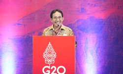 Dorong Kinerja Perusahaan, Dirut PTBA Raih Penghargaan The Best CEO in Beyond Coal