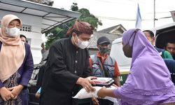 Ramaikan BUBOS 2022, Pemkab Sumedang Bagikan 1000 Sembako untuk Masyarakat Prasejahtera
