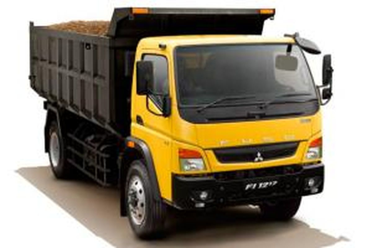 New Mitsubishi Fuso FI 1217 mulai dijual KTB untuk konsumen yang butuh muatan medium truck dengan kelincahan light truck.