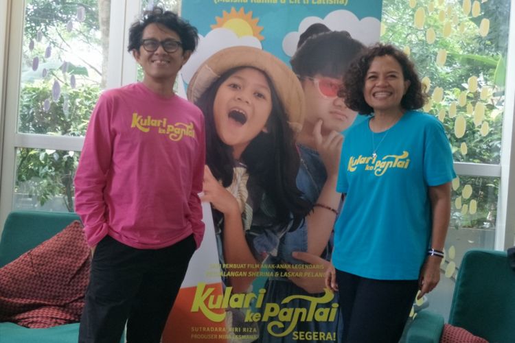 Produser Mira Lesmana dan sutradara Riri Riza dalam wawancara film Kulari ke Pantai di Kedai Kopi 89, Kemang, Jakarta Selatan, Kamis (22/2/2018).