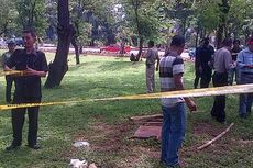 Mayat Pria Bugil Ditemukan di Taman Semanggi