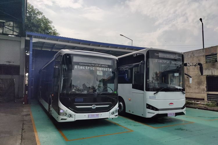 Bus listrik Zhongtong dan Skywell