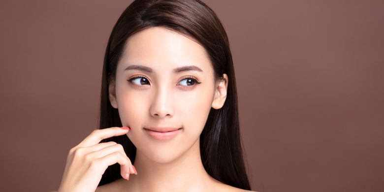 Perawatan estetika bisa dilakukan untuk menjaga kulit tetap kencang.