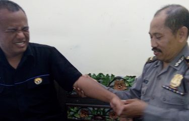 Niat Bantu Orang, Polisi Ini Punya Pekerjaan Sampingan Sebagai ...