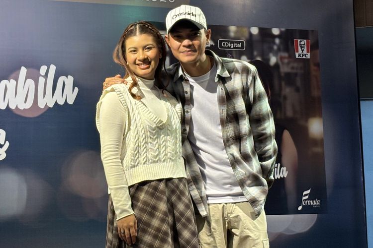 Tri Suaka Bangga Punya Album Fisik Perdana Setelah 7 Tahun Berkarier