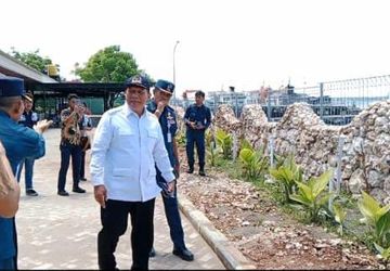 Berbatasan dengan 3 Negara, Pelabuhan Tenau Diusulkan Naik Kelas