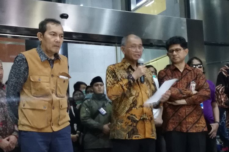 Wakil Ketua KPK Saut Situmorang, Ketua KPK Agus Rahardjo dan Wakil Ketua KPK Laode M Syarif.