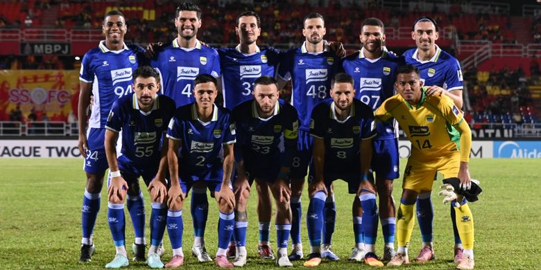 Starting Persib Bandung saat menghadapi Selangor FC pada laga lanjutan AFC Champions League Two (ACL 2) 2025-2026, Kamis (6/11/2025) di Stadion MBPJ, Petaling Jaya, Malaysia. 