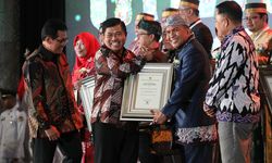 Terapkan Kabupaten/Kota Sehat, Bandung Barat Raih Penghargaan Swasti Saba Wistara