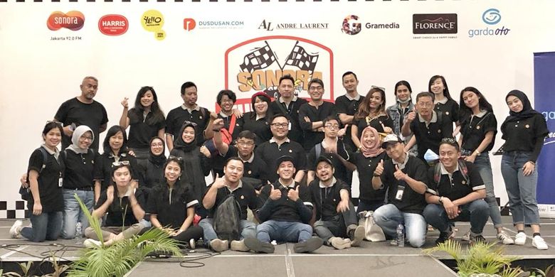 Peserta acara Fun Rally 2019 yang digelar Radio Sonora, Garda Oto, Yellow Hotel dan Harris Convention Hall Bekasi berlangsung pada Sabtu (16/11/2019)
