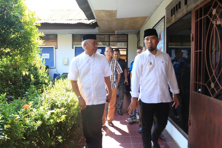 Penjabat Wali Kota Palopo Andi Arwien menemui kepala Dinas Pendidikan untuk membahas kisruh murid yang dikeluarkan dari sekolah.