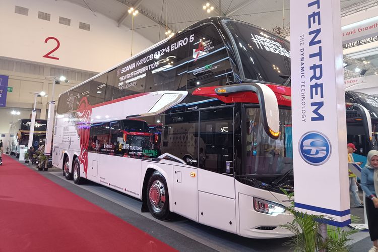 Bus tingkat Avante D2 Facelift 