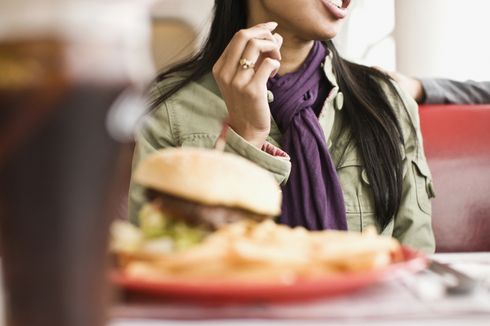 Dampak yang Terjadi pada Tubuh Jika Sering Makan Makanan Berminyak