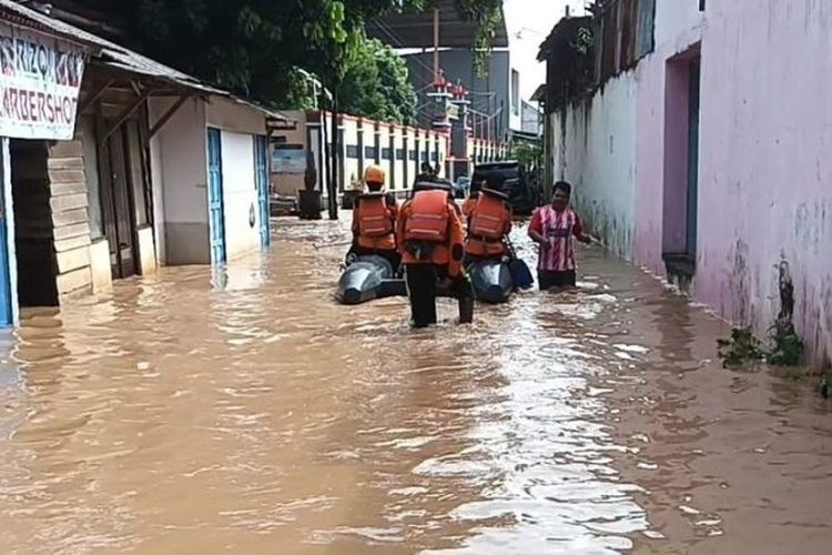 Genangan banjir di Kelurahan Kalidoro, Kecamatan Pati Kota, Kabupaten Pati, Jawa Tengah.