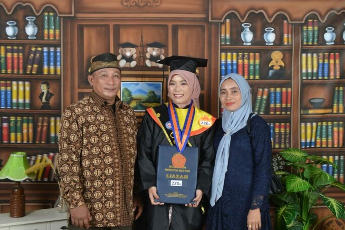 Ririn, Penerima PIP dan KIP Kuliah, Jadi Wisudawan Terbaik UHO