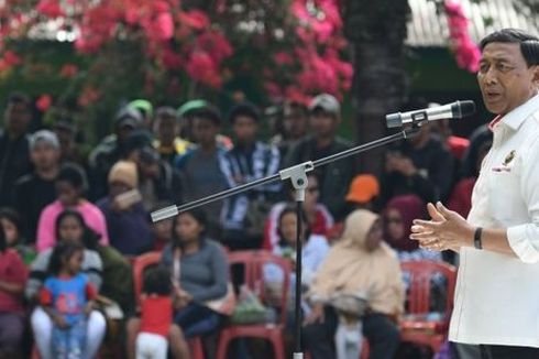 Kesaksian Warga, Wiranto Diserang Sesaat Usai Turun dari Mobil