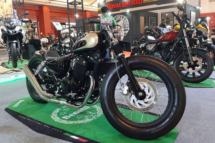 Benelli Patagonian Eagle yang sudah di-custom bergaya bobber garapan Katros Garage.