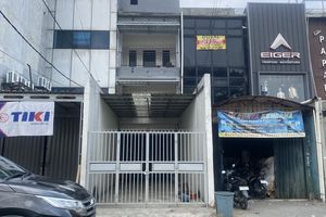 Ruko Loker Bodong di Pasar Minggu Jaksel Sudah Setahun Beroperasi, Selalu Dikawal Ketat Sekuriti