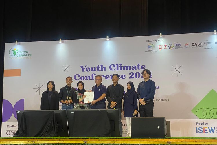 Forum YCC melahirkan Deklarasi Anak Muda untuk Iklim dan Transisi Energi, yang berisi komitmen dan rekomendasi konkret untuk pemerintah serta industri dalam mendorong transisi energi bersih menuju Indonesia Emas 2045.