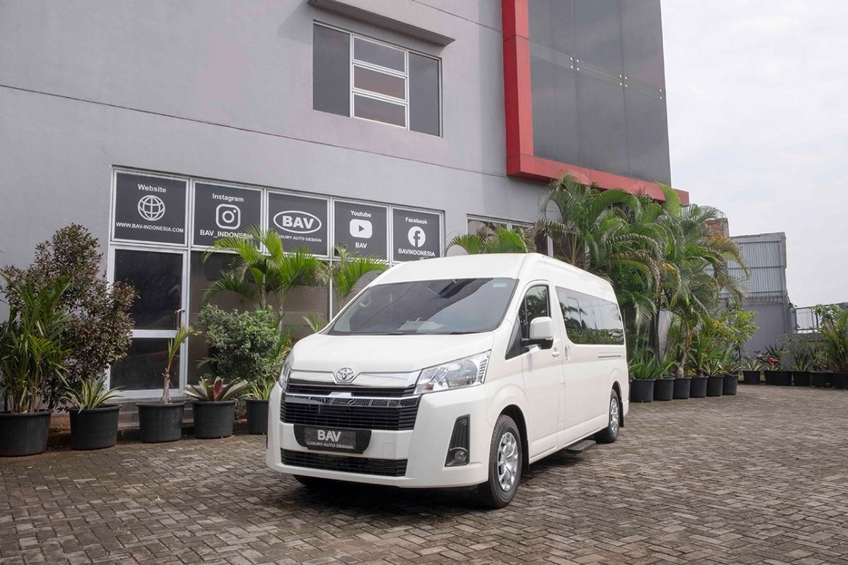 HiAce Premio motorhome buatan BAV Luxury Auto Design