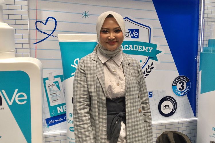 dr. Vidyani Adiningtyas, Sp.DVE, dermatolog dari Dermsquad CeraVe Indonesia, dalam acara CeraVe Acne Academy di Jakarta, Selasa (30/9/2025).