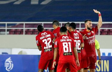 Pemain Persija Jakarta Marko Simic saat pertandingan pekan 12 Liga 1 2021-2022 yang berakhir dengan skor 0-1 di Stadion Manahan, Solo, Sabtu (20/11/2021) malam.