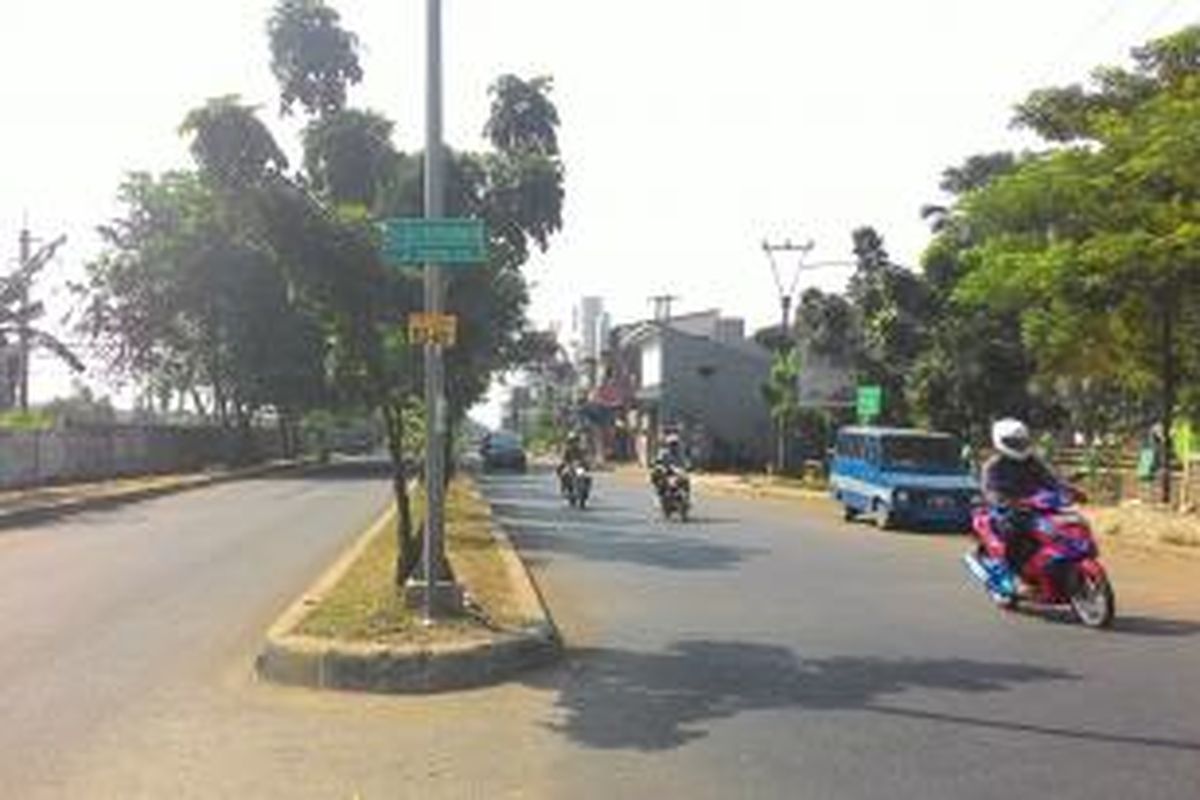 Jalan I Gusti Ngurah Rai, Kranji, Bekasi. 